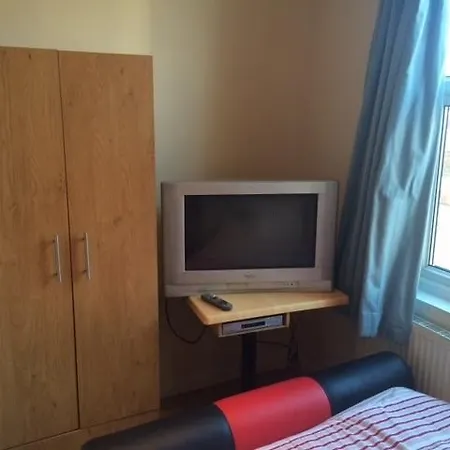 Nite 3* Leeds (West Yorkshire)