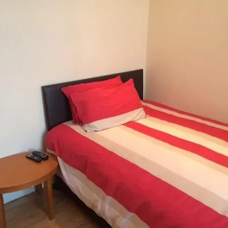 Bed & Breakfast Nite