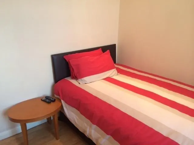 Alojamento de Acomodação e Pequeno-almoço Nite